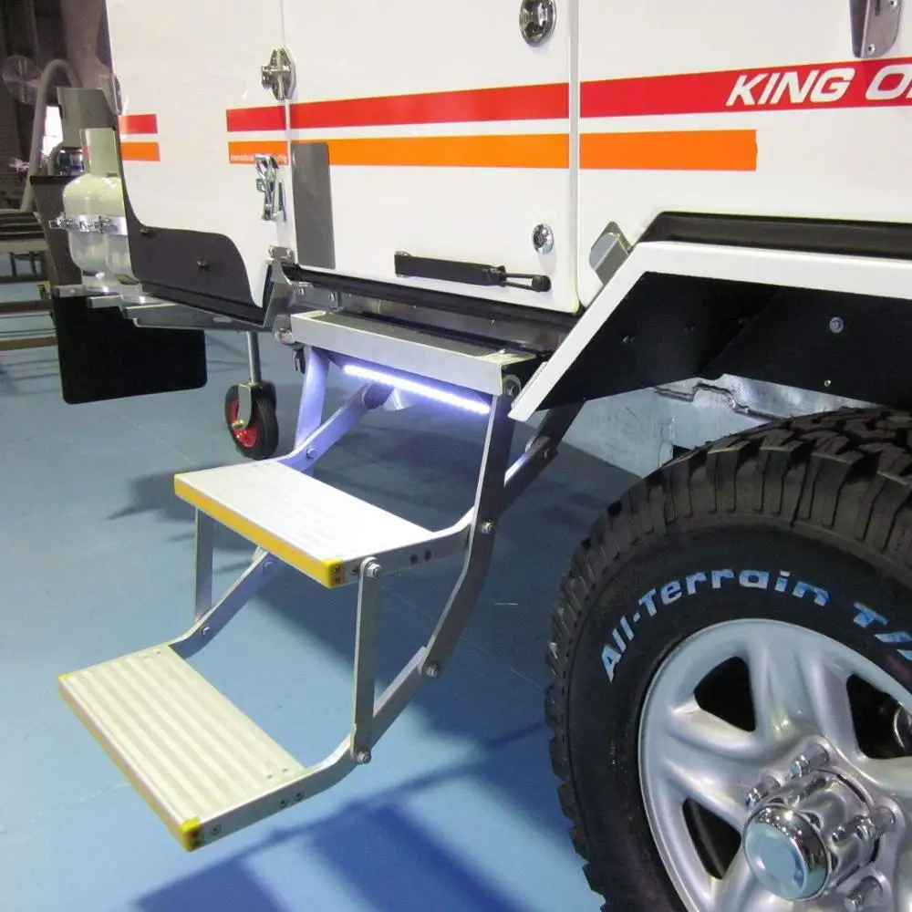 Manual Motorhome Triple-layer Steps, Steel Frame and Aluminum Plate, RV Accessories