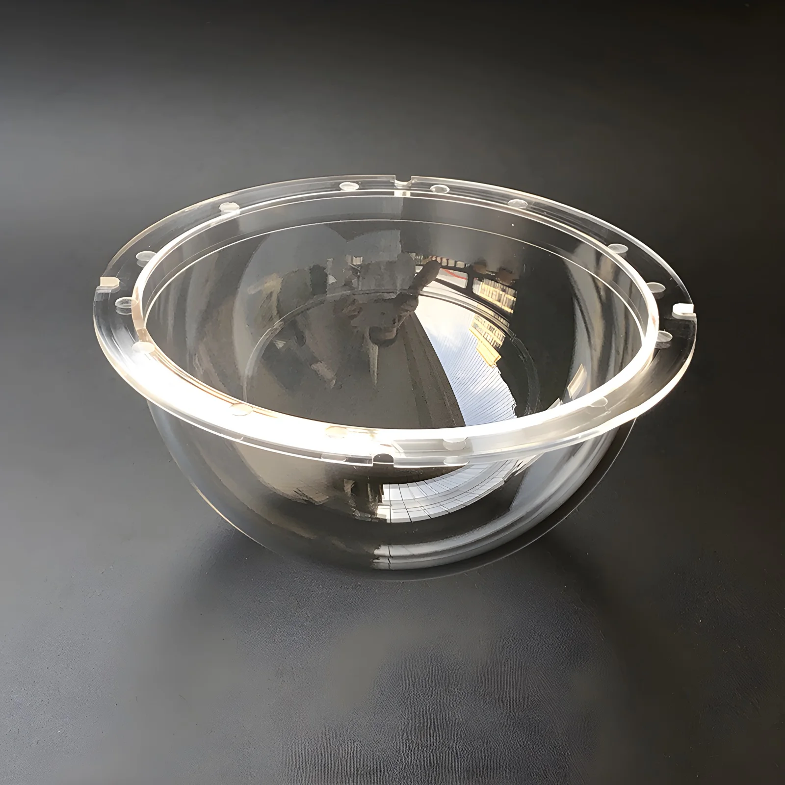 4 Inch Acrylic Clear Dome Shield Weatherproof Security Camera Protective Cover Outdoor Weatherproof Lens Cover Size 115x57mm