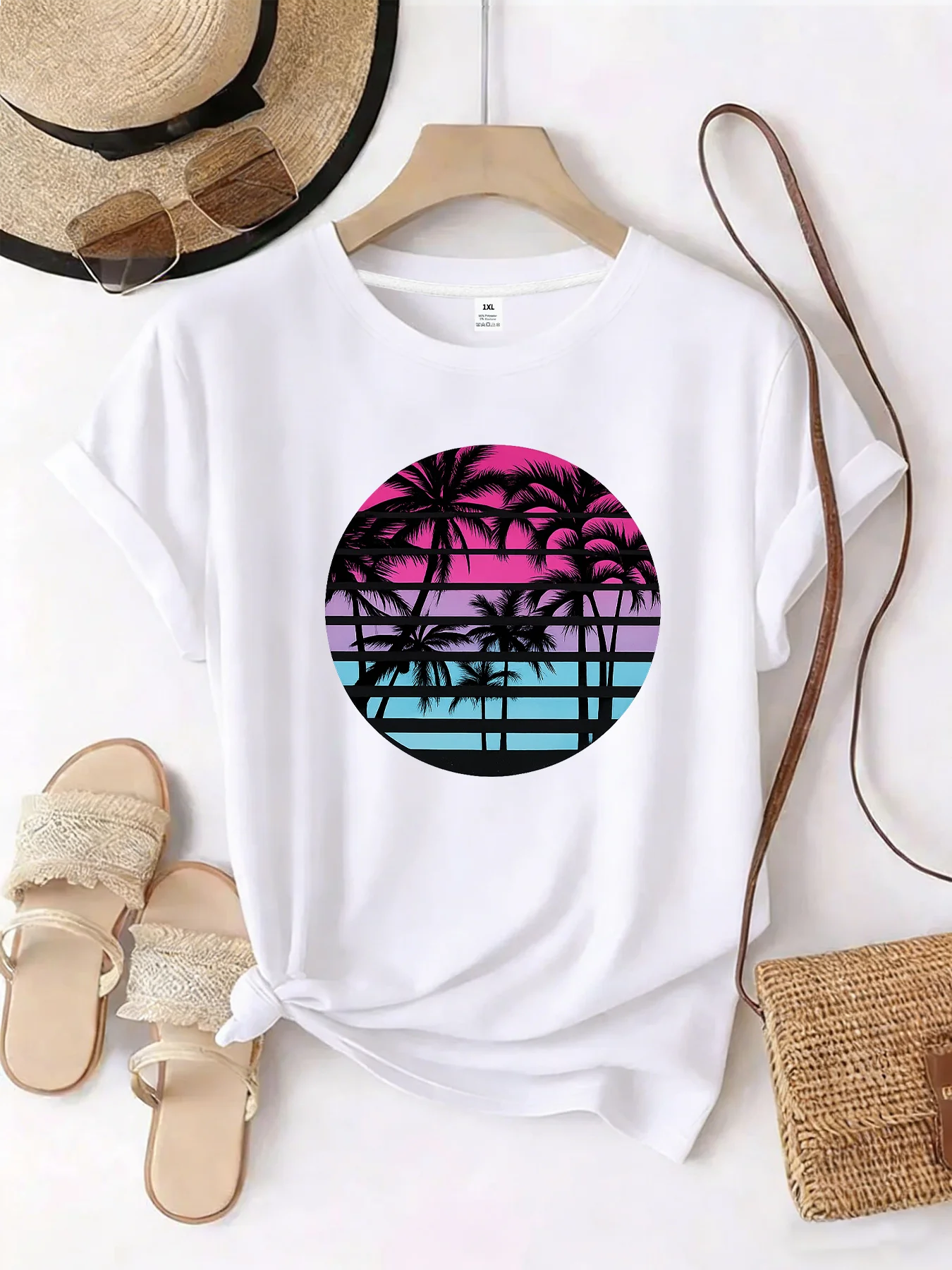 

【WZM101465】Женская футболка больших размеров с принтом кокосовой пальмы, с круглым вырезом, летняя, повседневная, с короткими рукавами, в уличном стиле, универсальная.