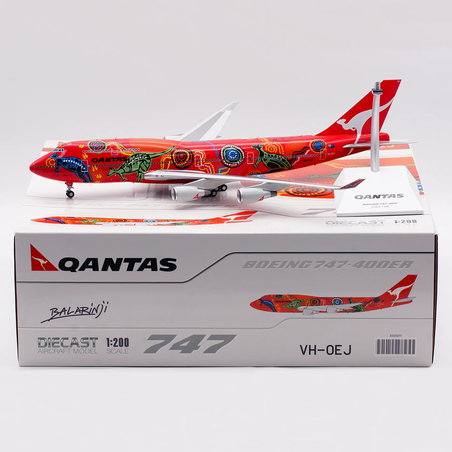 

XX20377 Коллекционный самолет из сплава в подарок JC Wings 1:200 Qantas Airways Boeing B747-400 Литая под давлением модель самолета VH-OEJ с подставкой