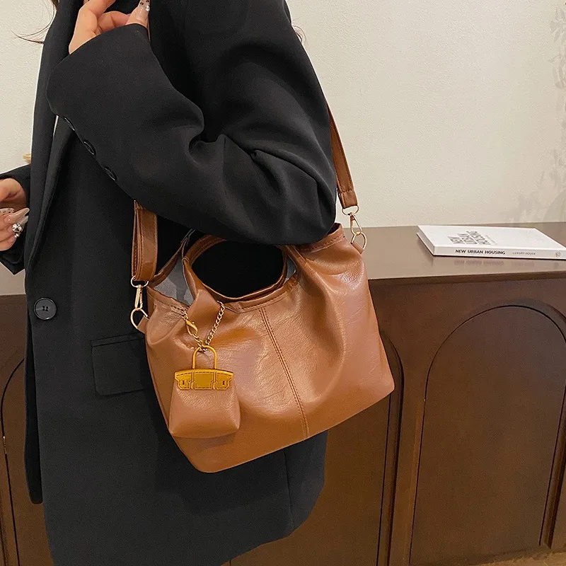 

Дизайнерская женская сумка, новинка 2023 года, модная ретро-сумка в западном стиле, универсальные сумки через плечо для поездок на работу