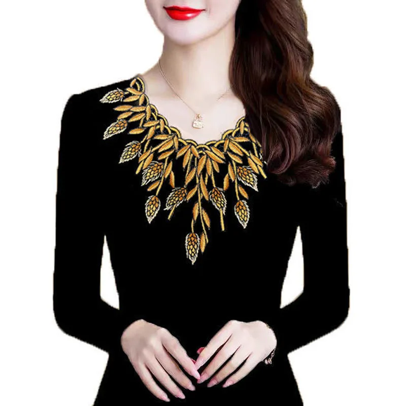 المرأة مثير الدانتيل الخامس الرقبة جوفاء لوحة ، طويلة الأكمام ، مزاجه ، ضئيلة ، مريحة ، الركاب ، الأساس ، الخريف ، موضة ، جديد ، 2023