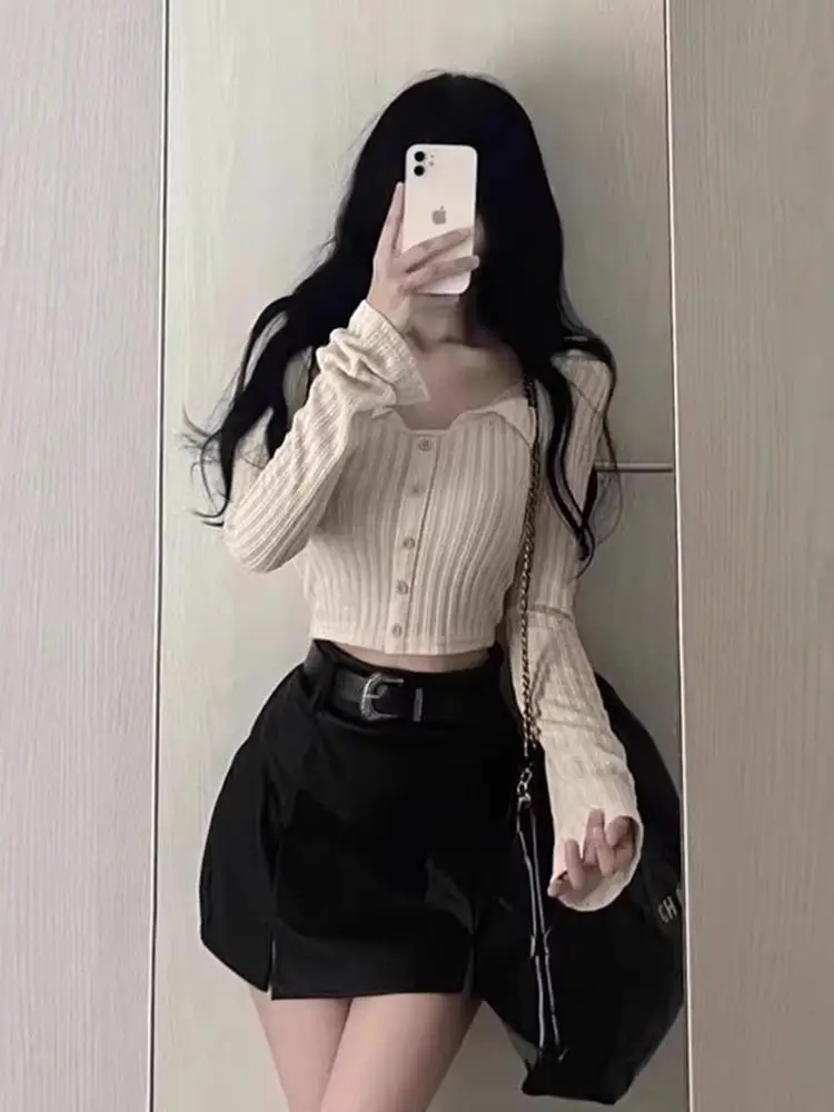 تي شيرت نسائي بأكمام طويلة وياقة مربعة على الطراز الياباني مع دانتيل وخطوط، قميص قصير ضيق للخريف #4