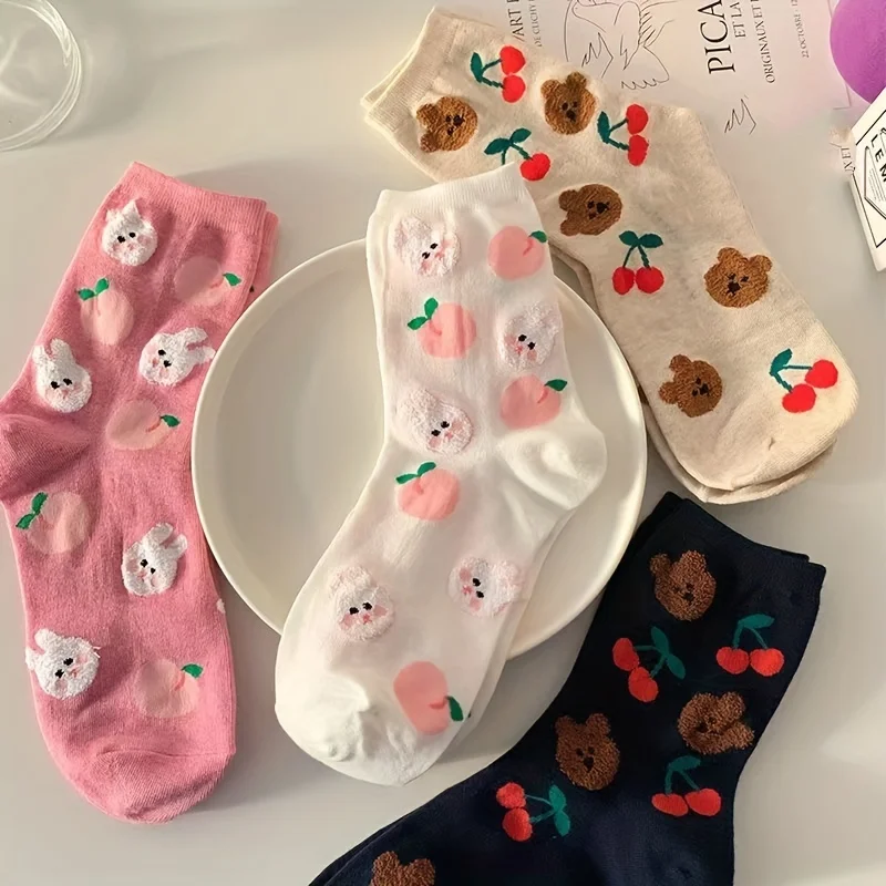 ถุงเท้าสาวน่ารักยาวนุ่มสำหรับฤดูใบไม้ผลิและฤดูร้อน4คู่ถุงเท้าลายการ์ตูนหมีกระต่ายนักเรียนหญิงฉบับภาษาเกาหลีขนาดกลาง