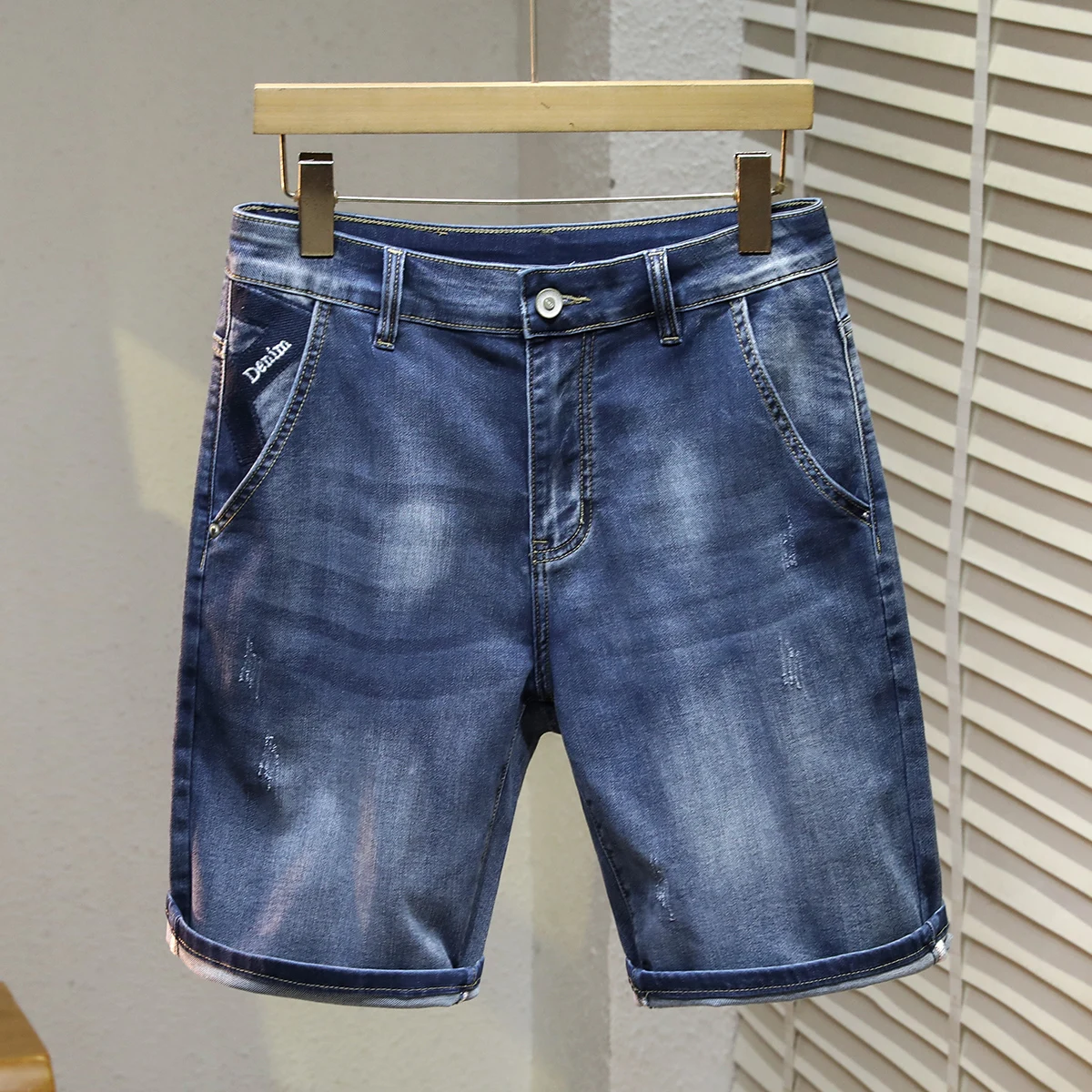 

New Men's Summer Loose Denim Shorts Cotton Cat Whisker Fashion Stretch Casual Short Jeans Korean Straight Men Thin Shorts Blue