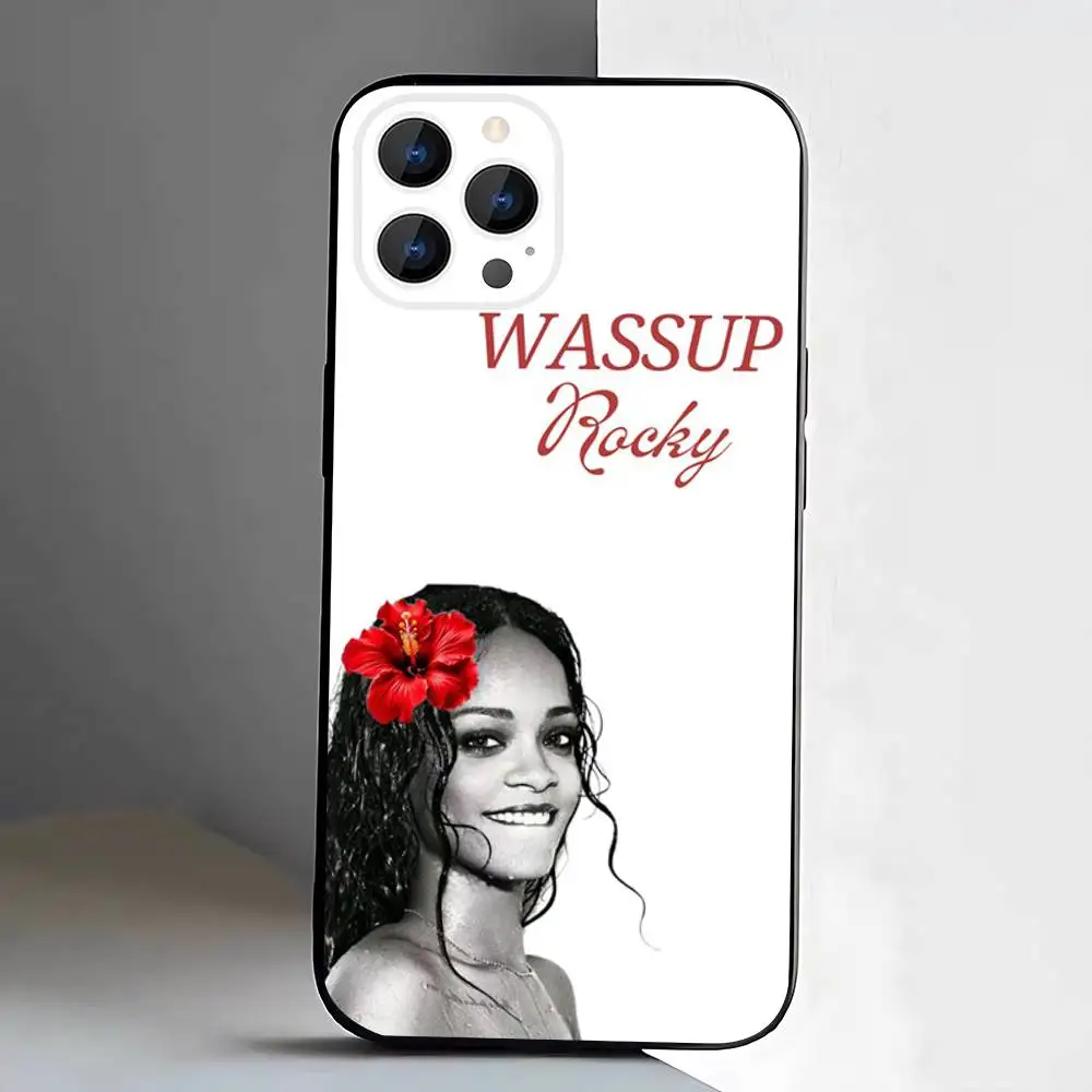 R-Rihanna-Singer iPhoneケース iPhone 17、16、15、14、13、12、Pro、Max、Plus、E、SE4、Air、Mini対応 ブラック ソフトケース