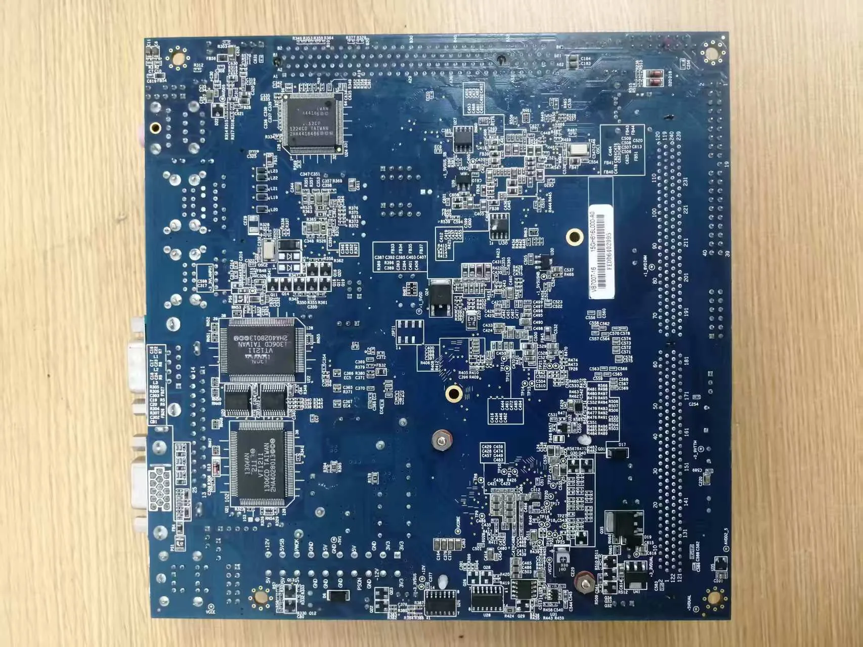 VB7007 Mini-ITX اللوحة الأم للتحكم الصناعي VB7007 #2