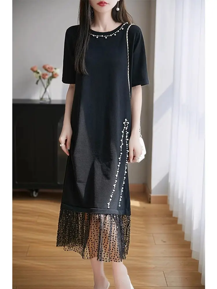 T-shirt en soie glacée ornée lourde, tricoté Dr Design Sensation, jupe trapèze tricotée Dr Bla, nouvelle collection