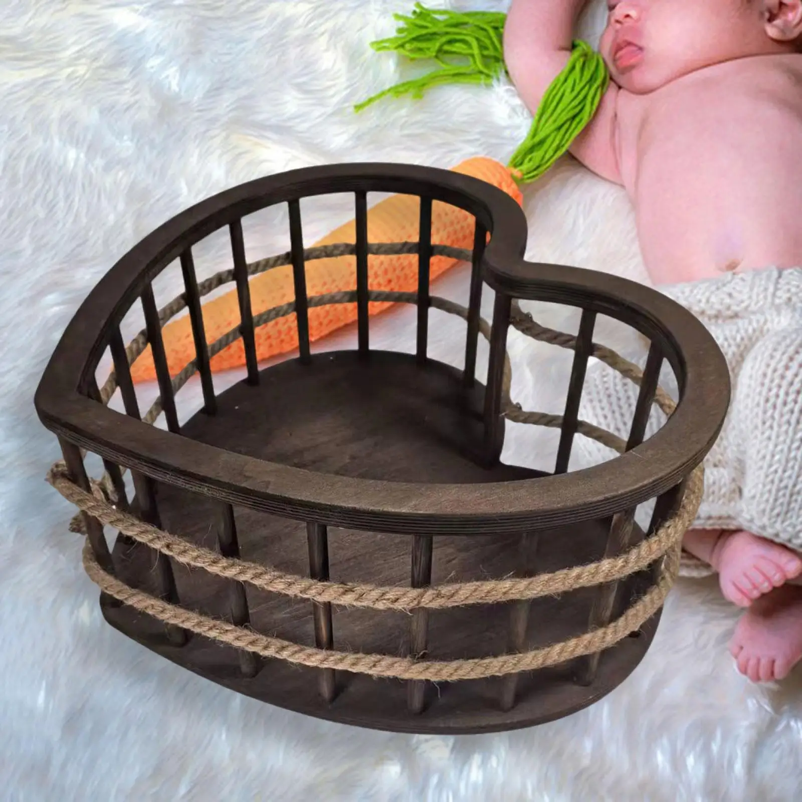 

Newborn Photography Basket Heart Shaped Wood Basin Baby Photo Props Infant Posing Shooting Accessories