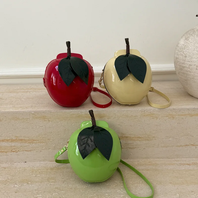PU leather cute and creative apple-shaped children's crossbody bag with cartoon fruits and color-matching shoulder strap bag