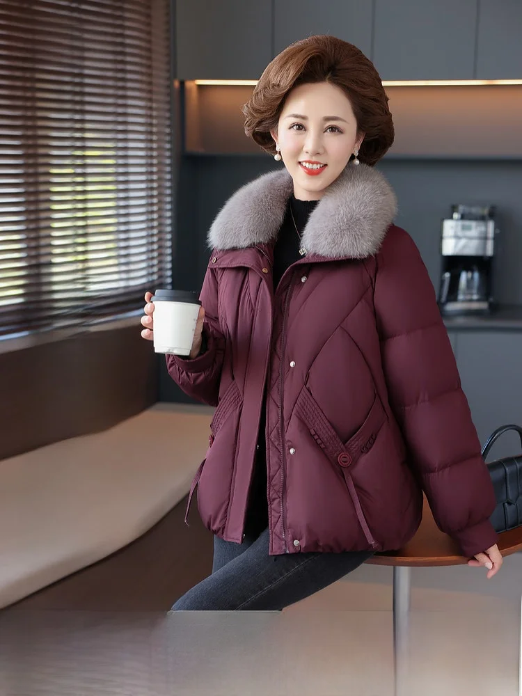 

Snowy Flight 2026 Summer New Women's Short down Jacket Fashionable Fur Collar Casual Mommy Clothes Warmth City Leisure Da...