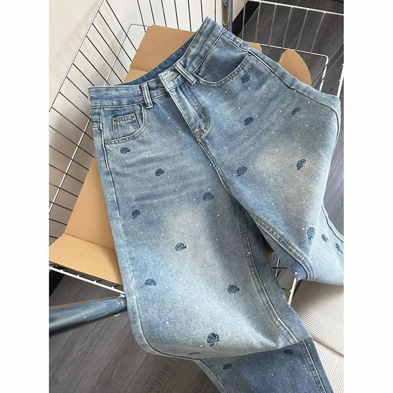 

Женские новые джинсы с вышивкой синей розы, весна-лето, новые прямые джинсы с высокой талией, удобные брюки на молнии и пуговицах