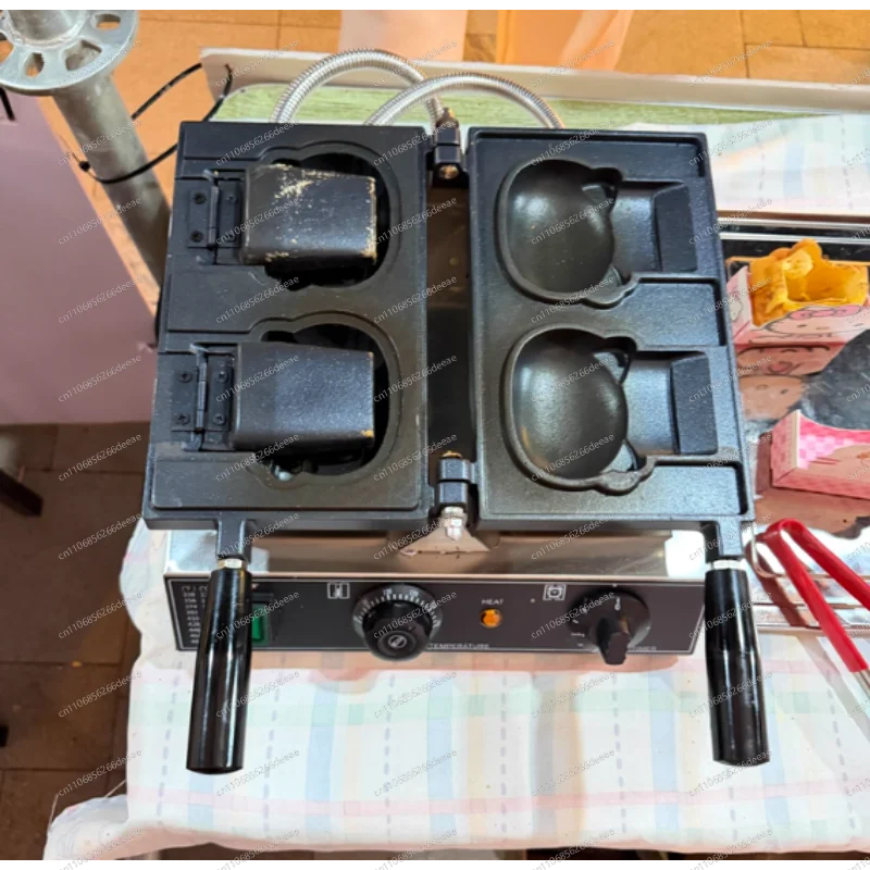 220V Electric Cartoon Cat Waffle Maker – Mouse-Shaped Waffle & Ice Cream Cone Baker