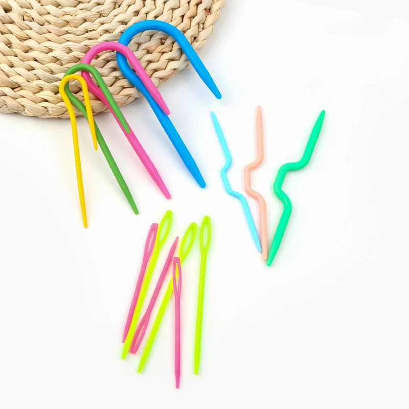 Knitting Crochet Plastic Curved Crochet U-Shaped Large Eye Needle Hooks Twist Weaving Needles Scarf Glove DIY Sewing Accessories