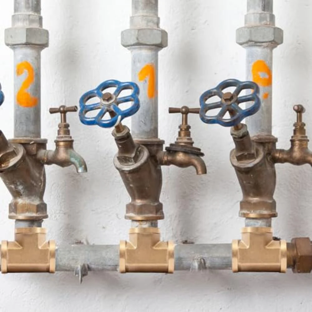 DN15 Pipe Fitting Brass T-tube Plumbing Installation Broad Usage Range Easy Installation Process High Temperature Tolerance