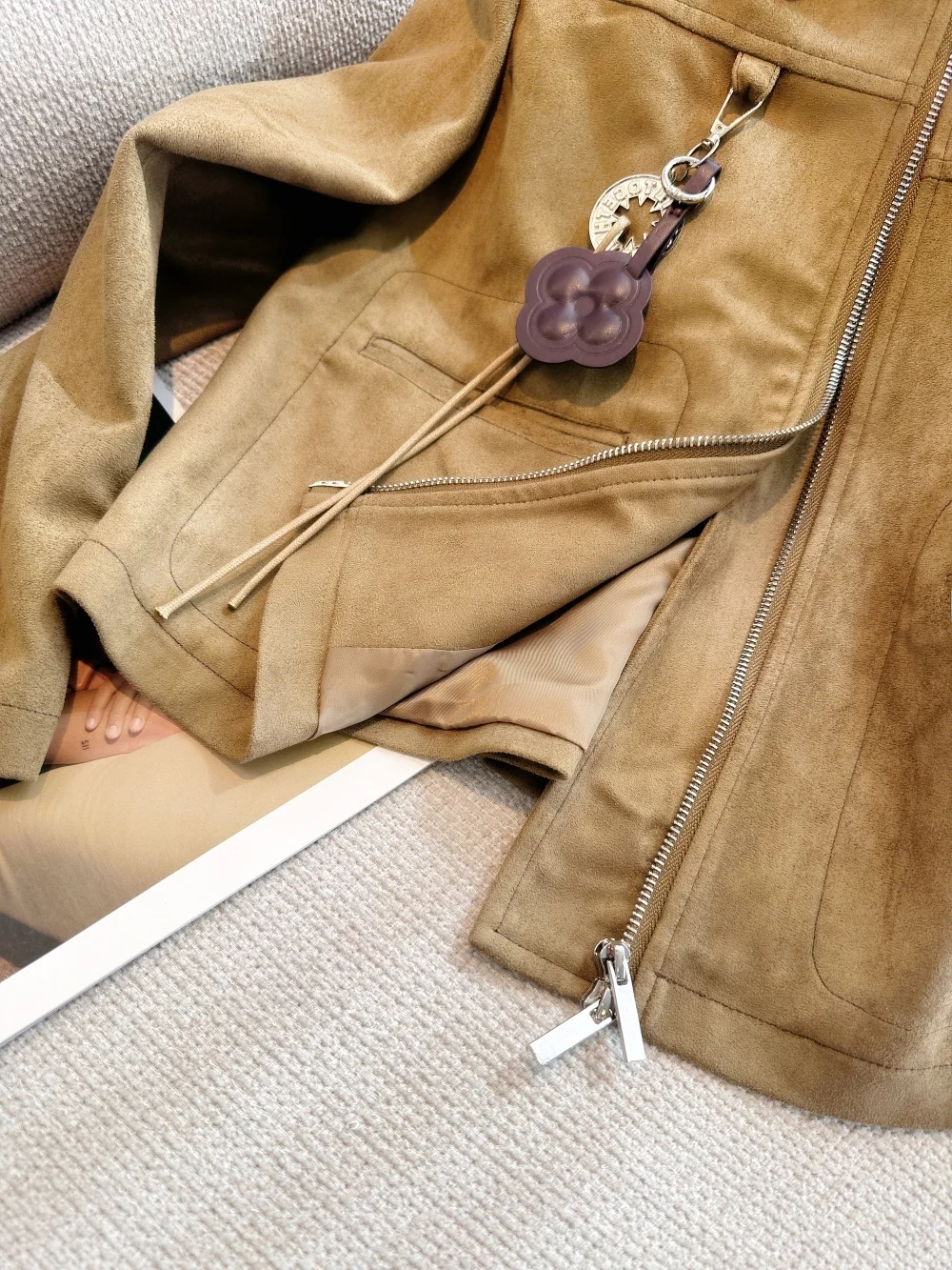 

Замшевое пальто цвета хаки в стиле ретро, весенне-осеннее модное универсальное синее теплое повседневное пальто на пуговицах в стиле ретро