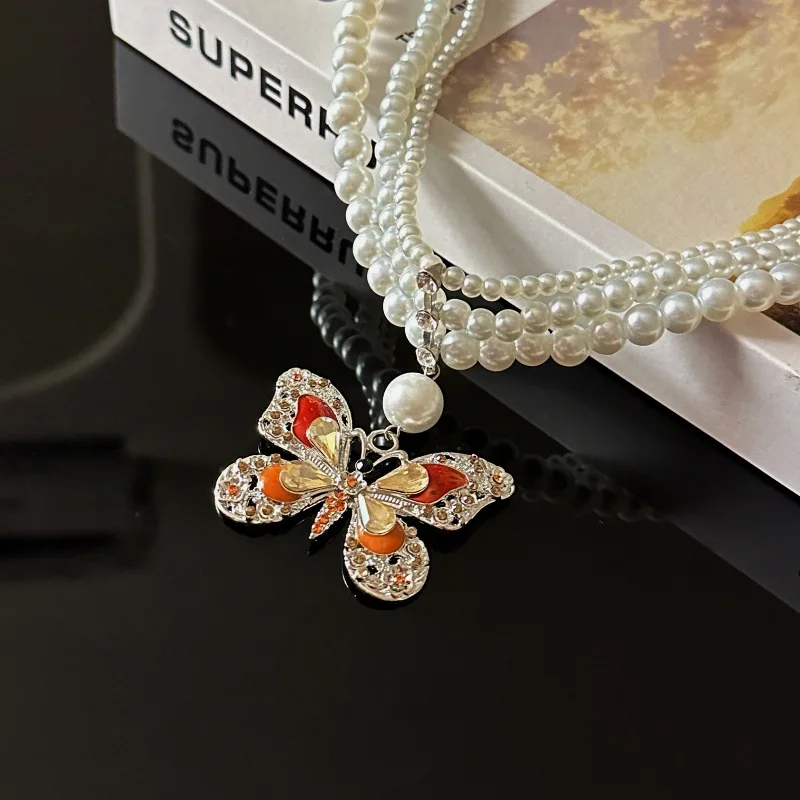 2024 New Double-layer Pearl Butterfly Necklace Women's Light Luxury High-end Fashion Neck Chain Temperament Versatile Clavicle C