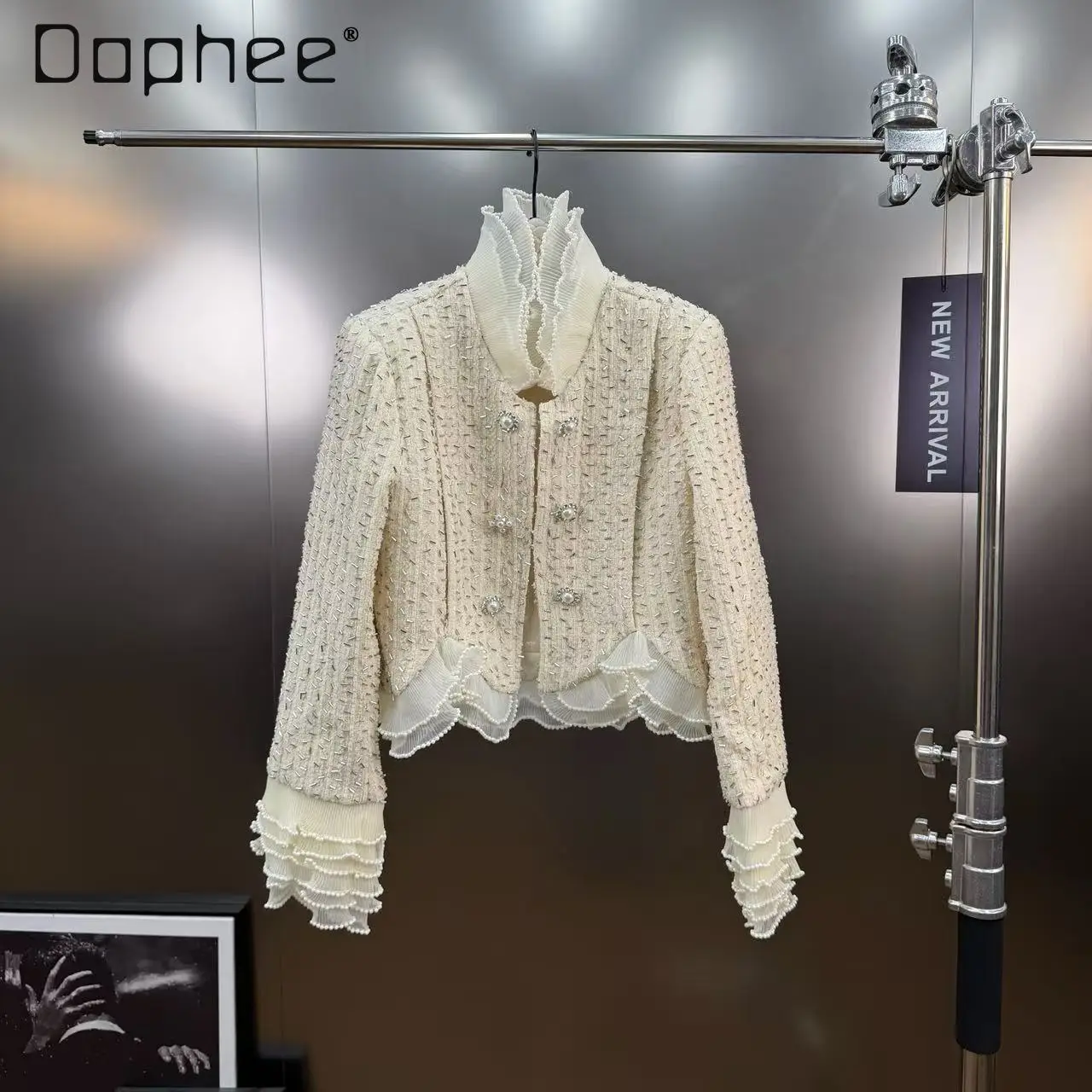 

Французское тяжелое кружевное короткое пальто со стразами и жемчужными пуговицами, женское светское стильное свободное твидовое пальто высокого класса с воротником-стойкой