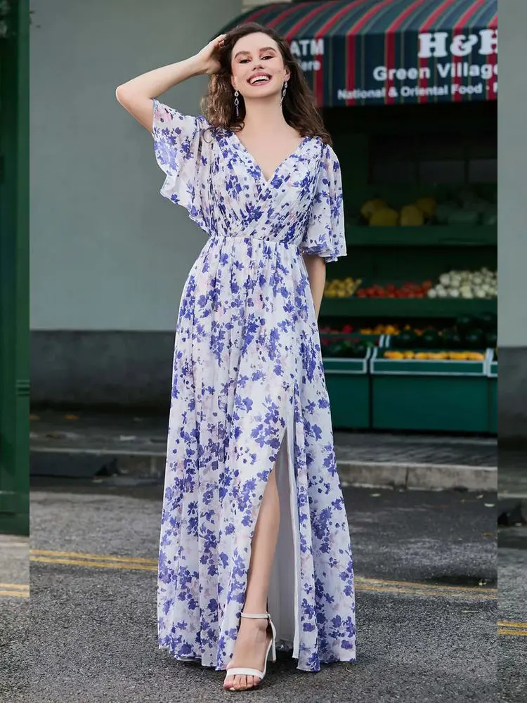 فستان شيفون مزين بالزهور وأكمام على شكل حرف V