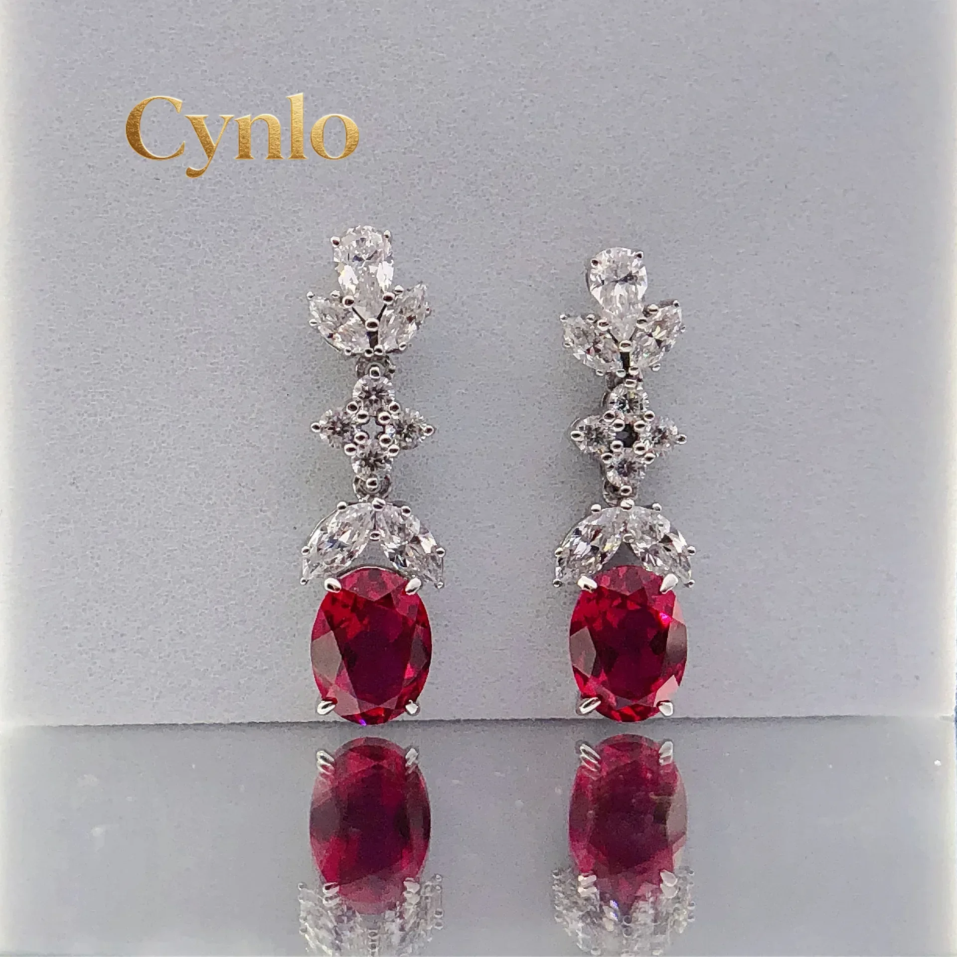 

Cynlo Jewelry Luxury Solid Platinum PT950 Egg-shaped ear dangles fashion earrings colorful diamond earrings ear studs