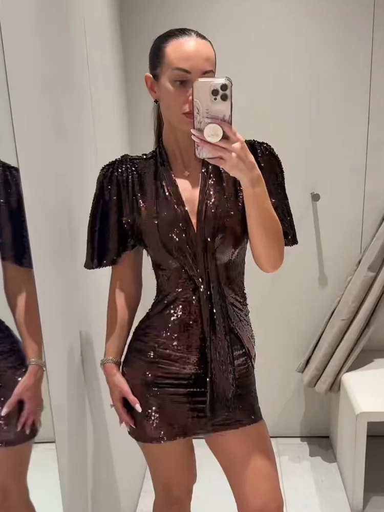 

HH Элегантное женское сексуальное плиссированное короткое платье с v-образным вырезом и короткими рукавами, расшитое блестками, 2026, женское шикарное вечернее платье