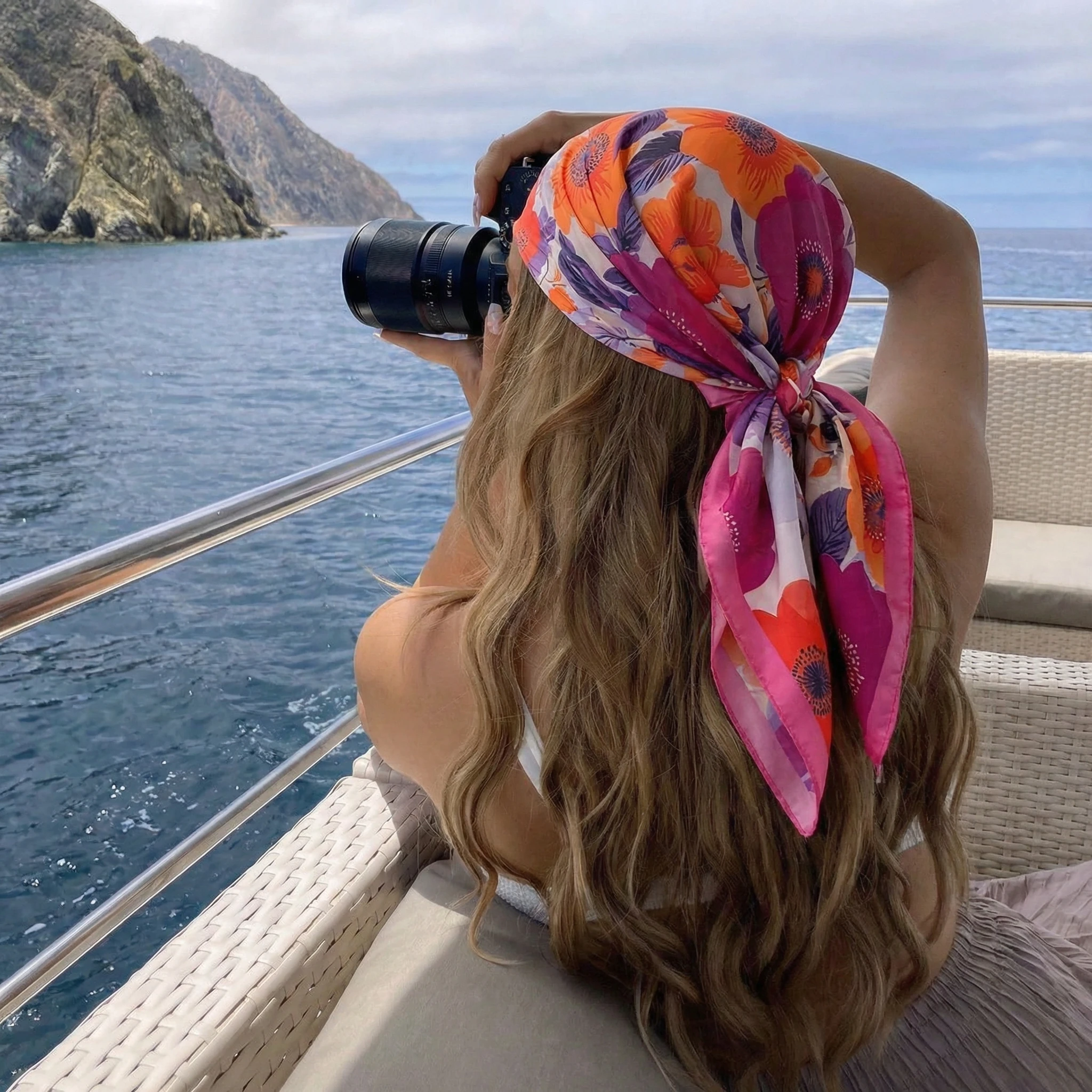 

Luxury Print Satin Silk Square Scarf for Women Shawl Hijab Neckerchief Female Hair Ribbon Headband Fashion Wrap Bandana 2026 New