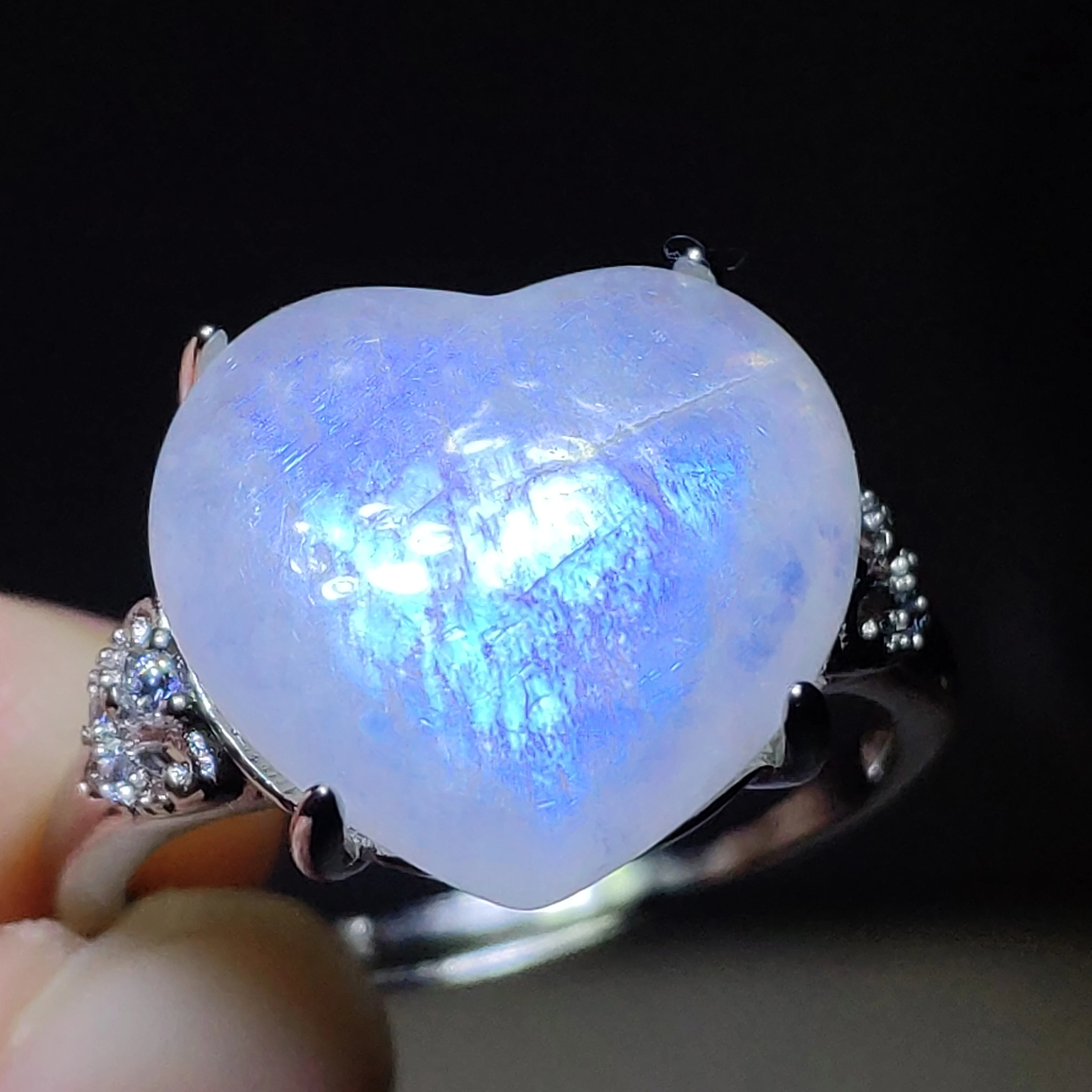 

Natural Blue Moonstone Adjustable Ring Women Men Heart Bead Crystal 15x15mm 925 Silver Colorful Moonstone Ring Clear Bead AAAAAA