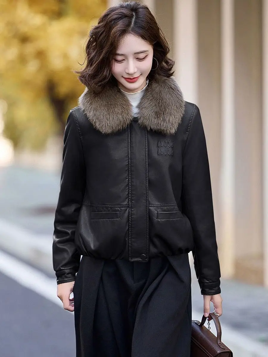 

Thiened Fce Lined ort Biker Jaet Women's Casual Sle Warm Zipper Closure PU Leather Coat with Fur Collar for Autumn...