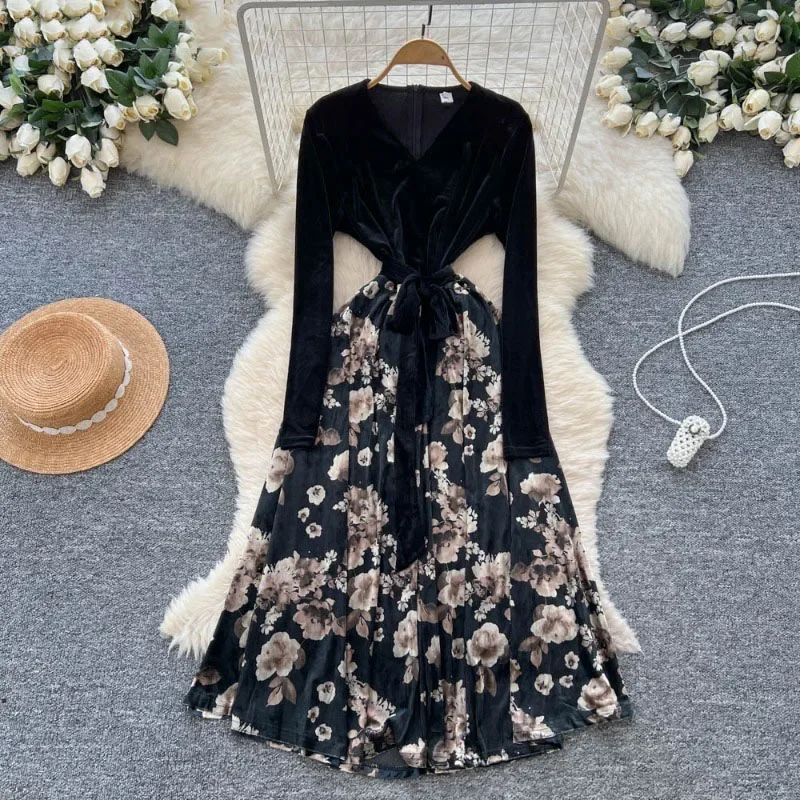 Sweet Floral Women Dress 2025 Vestidos De Mujer Bandage Slim Waist Patchwork Velvet Robe Femme A-line Vintage Thicked Dresses