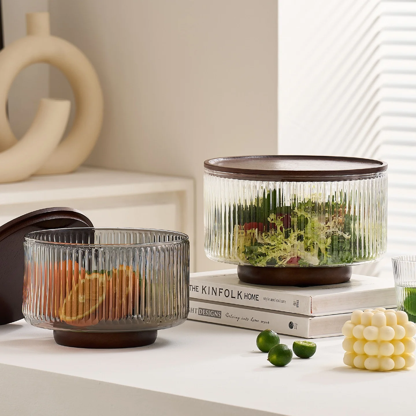 Large Capacity Glass Fruit Bowl White Salad Plate Vertical Stripes Living Room Decorative Welcome Guest Serving Bowl