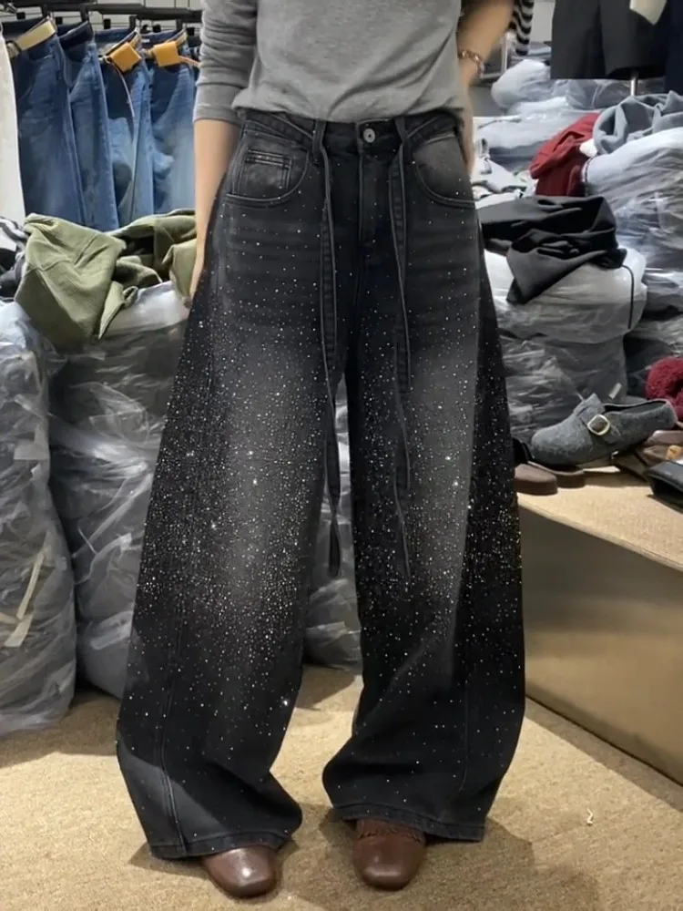 キラキラ輝くラインストーンデニムパンツ レディースジーンズ 新作 ワイドレッグ デザインセンセーション フロア丈パンツ ルーズジーンズ