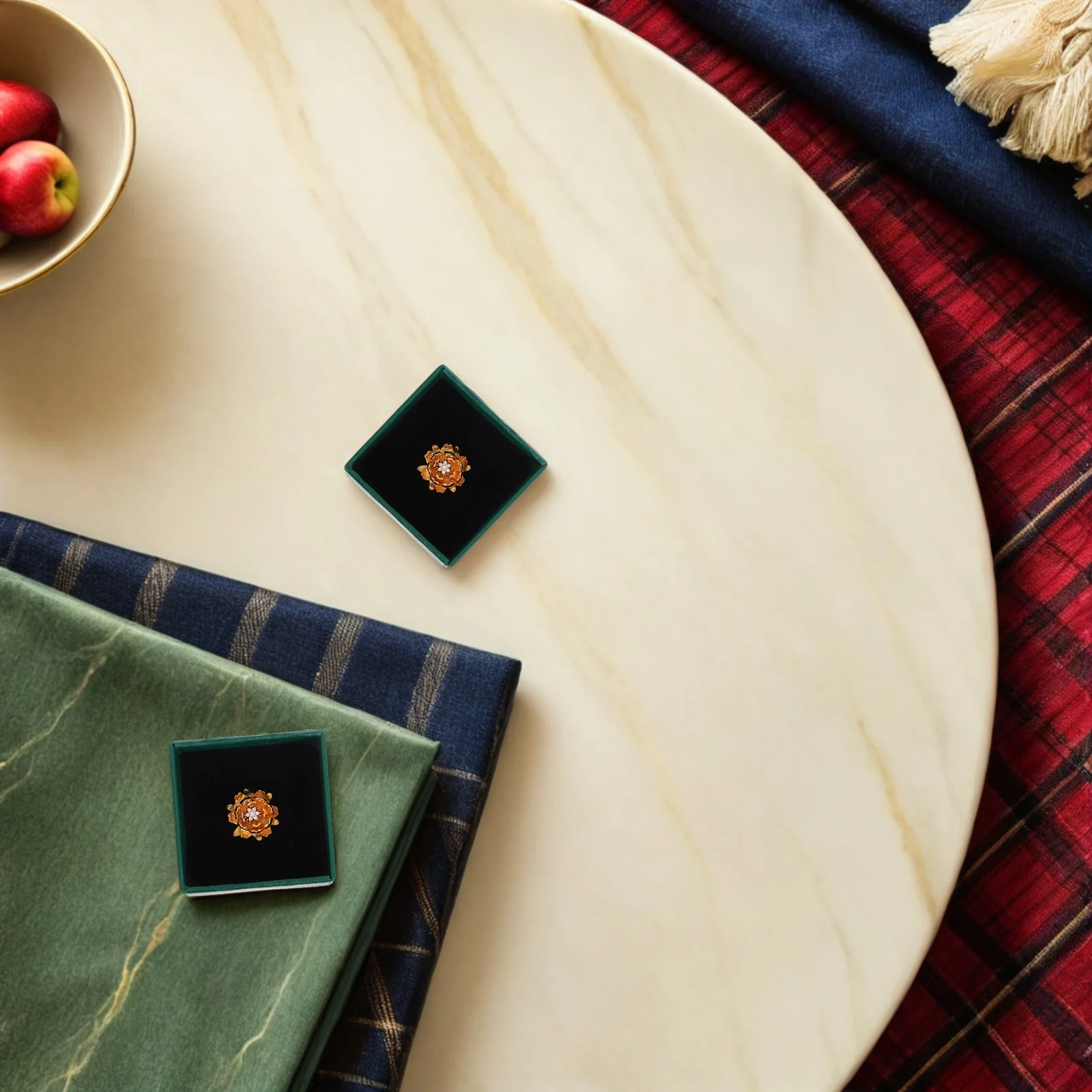 32 шт., маленькая мини-шкатулка для драгоценностей, зеленый органайзер для ожерелья, колец, серег, браслета, дорожный футляр для хранения, подарок для женщин