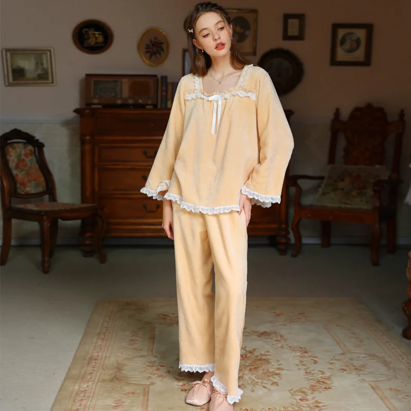 Autumn Winter Velvet Loungewear Sweet Lace Trim Square Collar Pajamas Women Velour Tops Pants Princess Sleepwear Nightwear