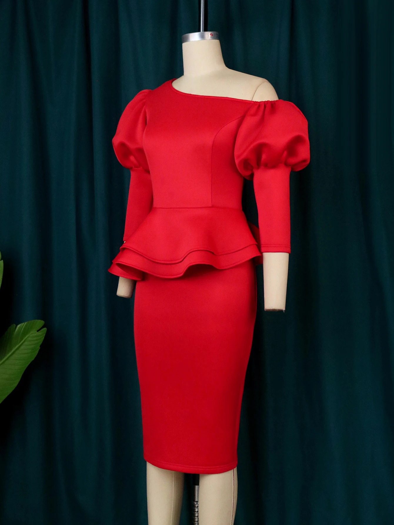 ONTINVA Red Peplum Dresses Plus Size 4XL Cold Shoulder Puff 3/4 Sleeve Christmas Trim Ruffles Evening Birthday Event Gowns