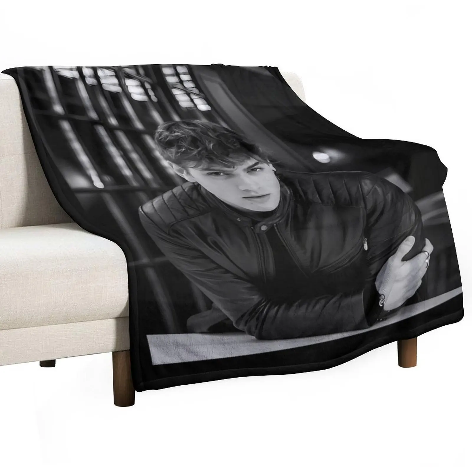 

My Culpa mía- My Romantic Drama Film Throw Blanket For Decorative Sofa valentine gift ideas Blankets