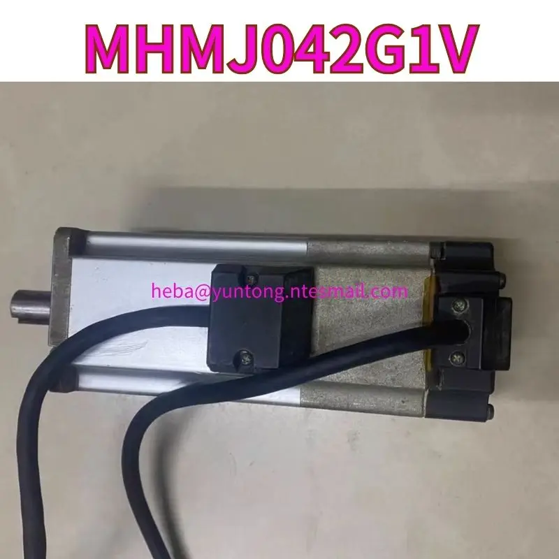 Used MHMJ042G1V servo motor 0.4KW