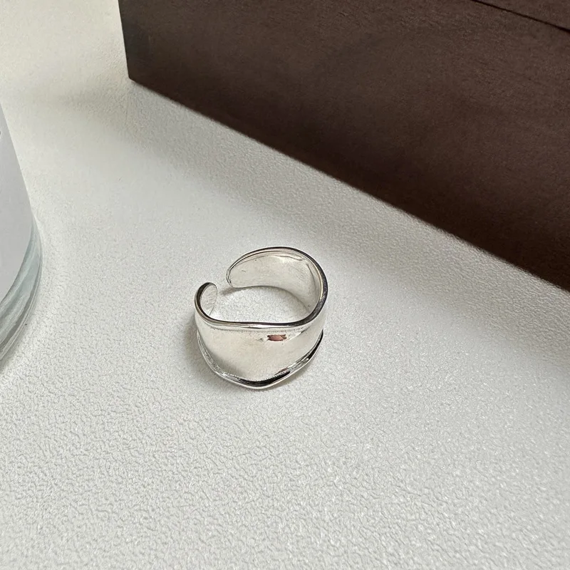 Korea S925 Sterling Silver Korean Version Fashion Curved Personality Ring Texture Heavy Craft Smooth Face Jewelry Wholesale