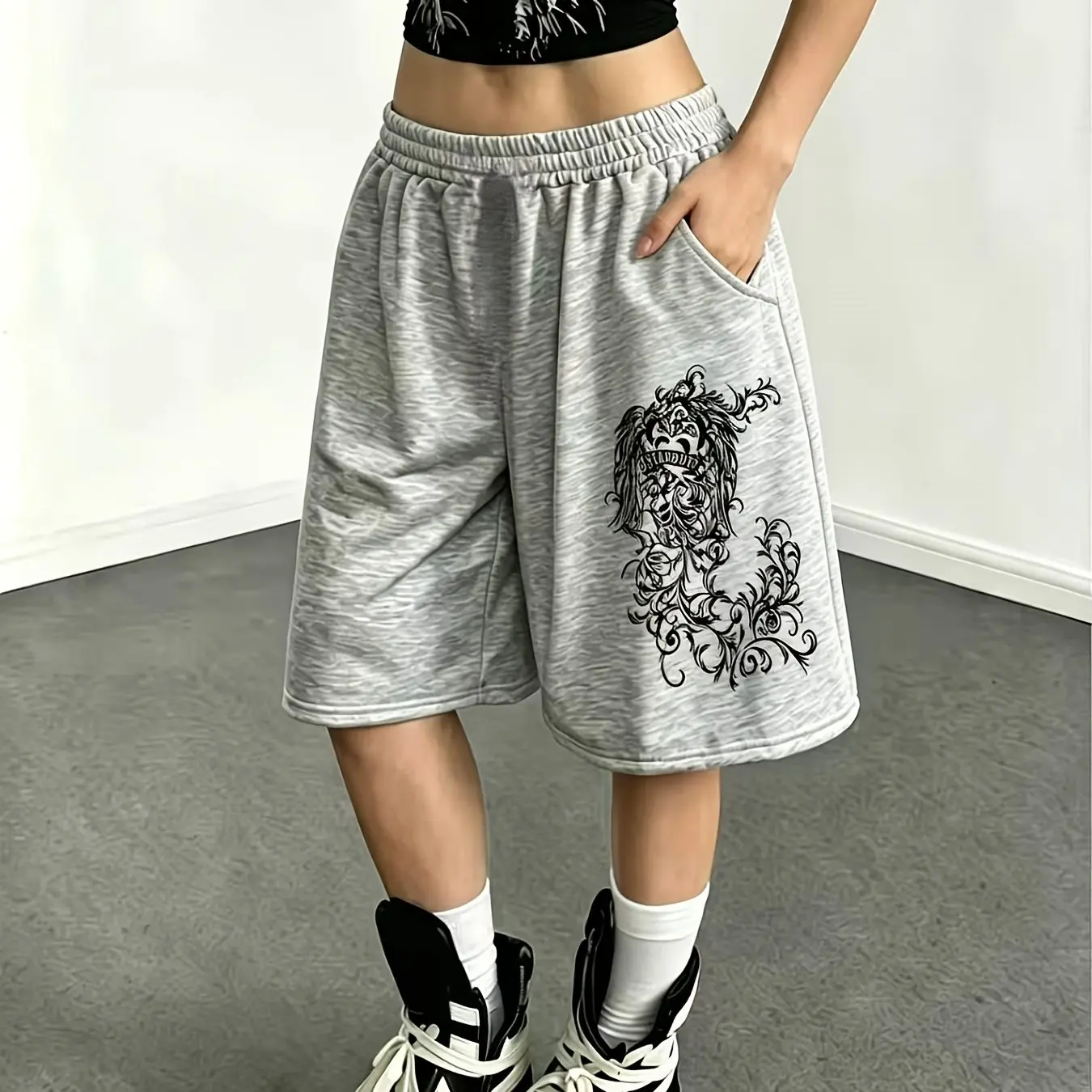 Women's Summer Gothic Print Casual Shorts Elastic Waistband Sweat-wicking and Breathable Suitable for Sports Running and Fitness
