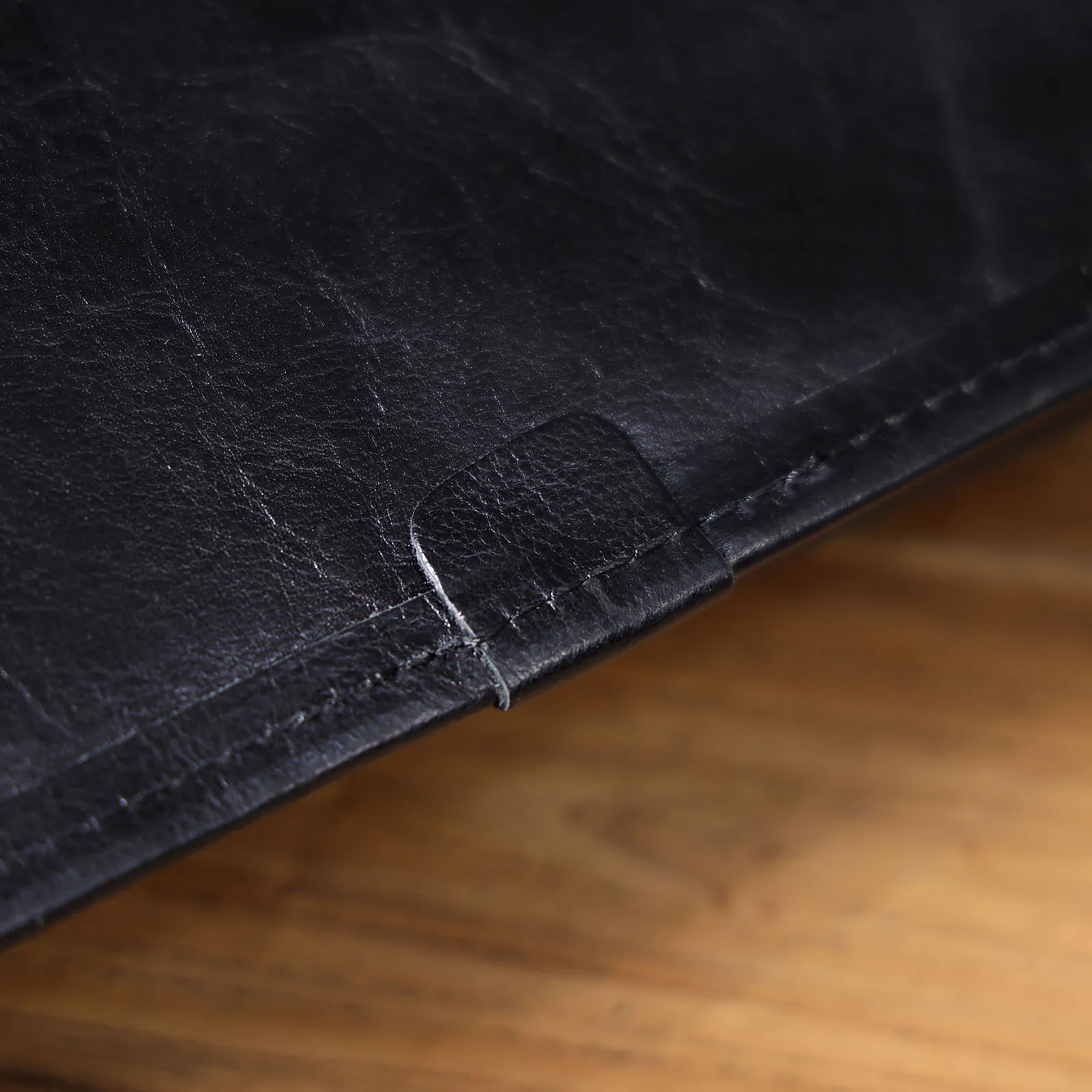 S.WORKER Herren-Umhängetasche aus echtem Leder, Umhängetaschen, einfache Umhängetasche aus Rindsleder, pflanzlich gegerbtes Oberleder, modisch, lässig – Detail 13