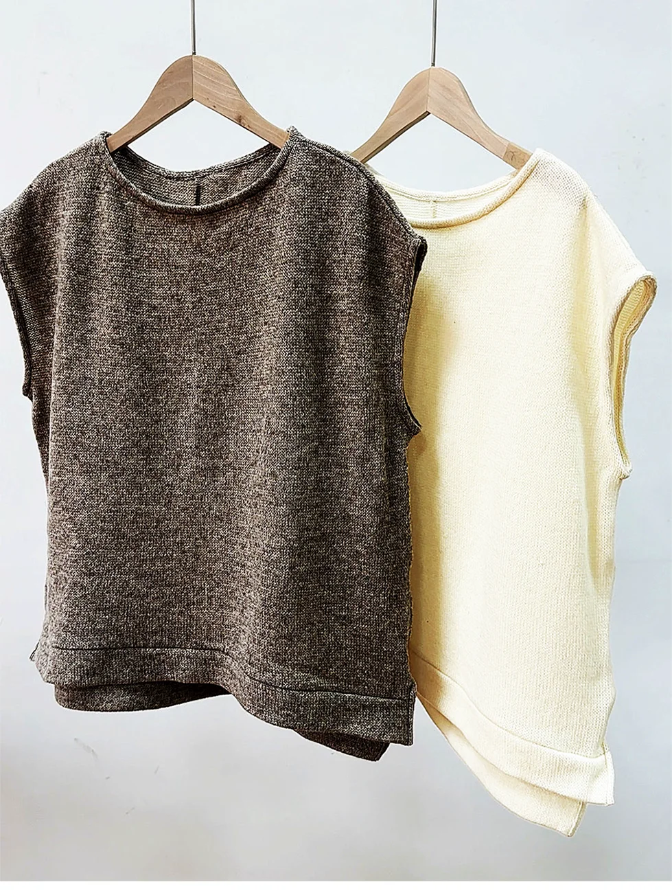 

Осенне-зимний женский свободный вязаный жилет из шерсти и полиэстера, облегающий, универсальный, модный, для повседневной носки...