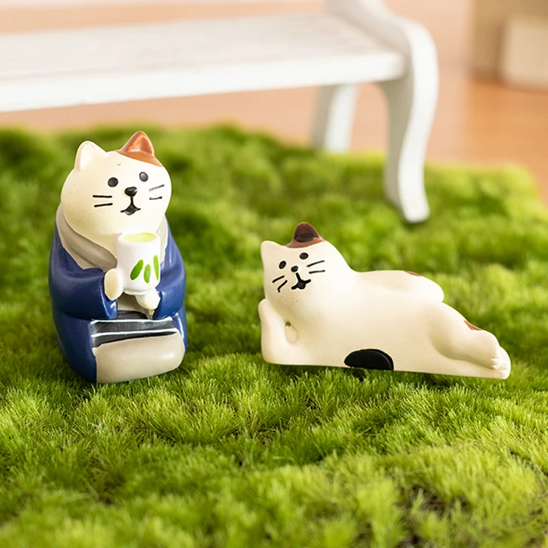 Japanese cartoon cute cat ornament,mini decoration for coffee shops,Instagram style computer desk landscape toy ﻿room decoration