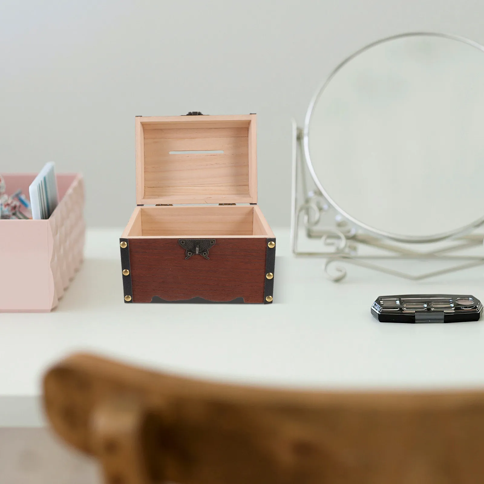 Lockable Wooden Piggy Bank Retro Style Money Box Coin Storage Safe Box Vintage Style Household Saving Chest Jewelry Organizer