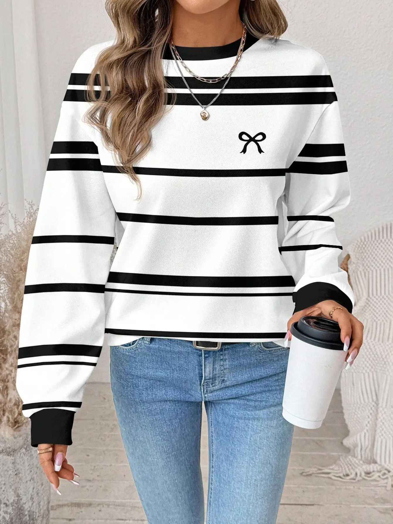 

Women's Striped Long Sleeve Sweatshirt with Bow Detail, Loose Fit Crew Neck, Autumn Winter Casual Top