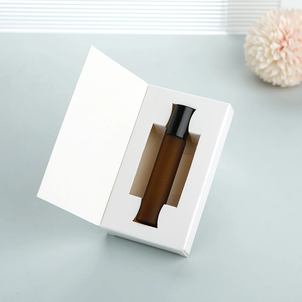 Variant: Black lid White box