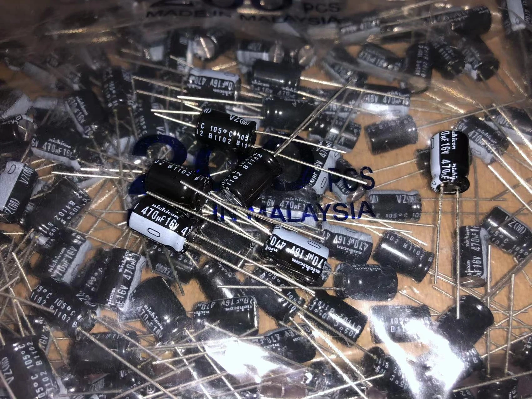 2024 100PCS 470uF 16V NICHICON vz Series 8x11.5mm 16V470uF Low Impedance Long Life Aluminum Electrolytic capacitor