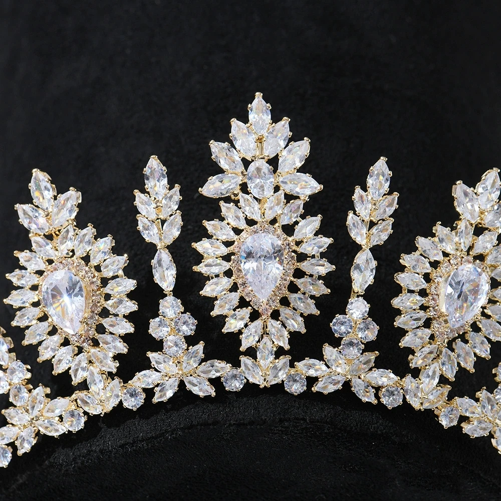 Fashionable Zircon Hair Crown Retro Baroque Princess Tiaras Photography Banquet Wedding Party  Girls Headdress Accessories