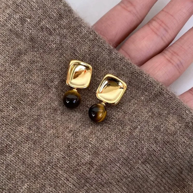 2024 New Product Retro Autumn/Winter Maillard Square Caramel Geometric Tiger Eye Stone Drop Earrings