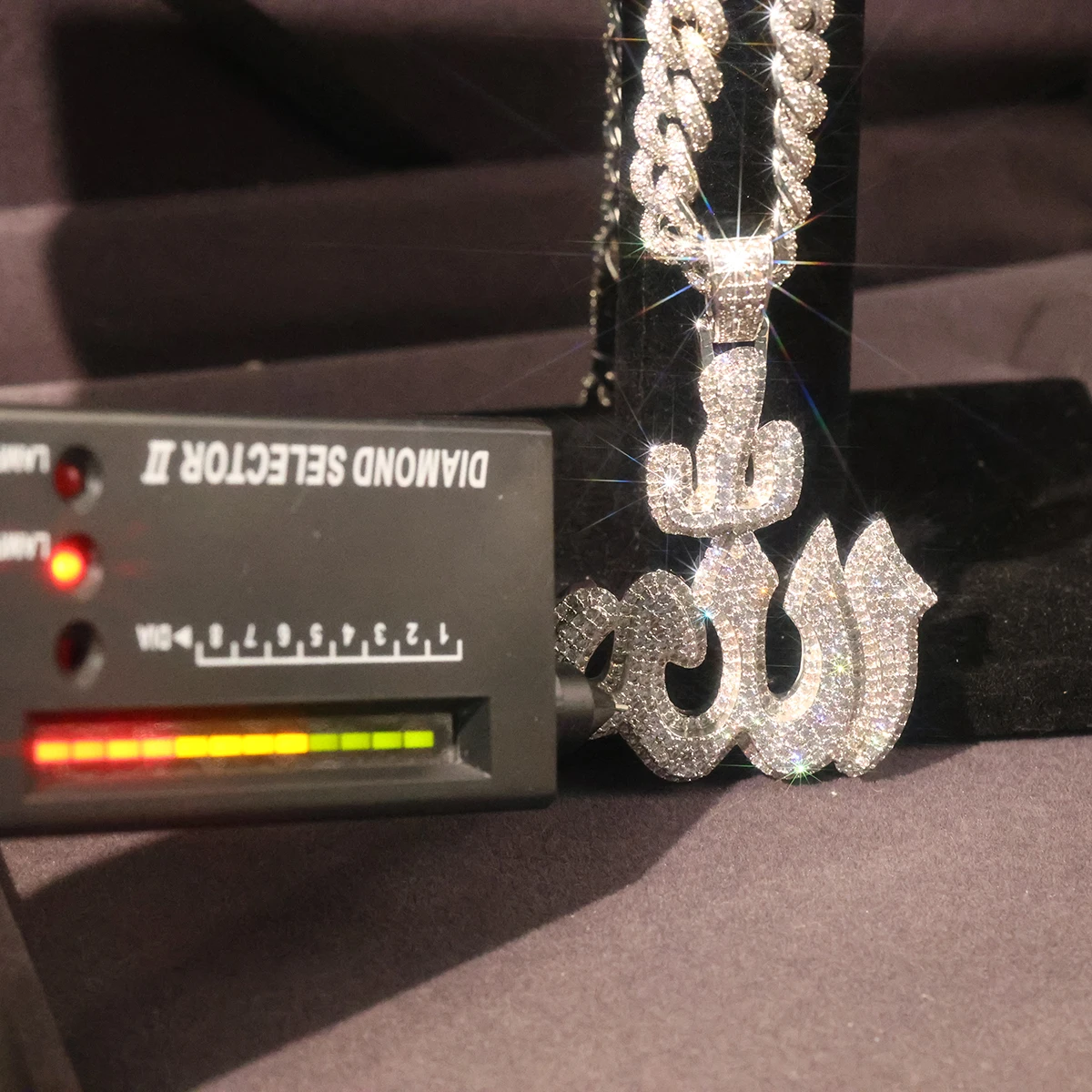 18K Gold Plated Bling Charm Rapper Unisex Street Fashion Accessory For Party Club Matching With Miami Cuban Link Chain Religious Muslim Jewelry Gift Sparkling Iced Out Allah Arabic Pendant Full Paved Shiny Zircon Stone Men Hip Hop Faith Believers