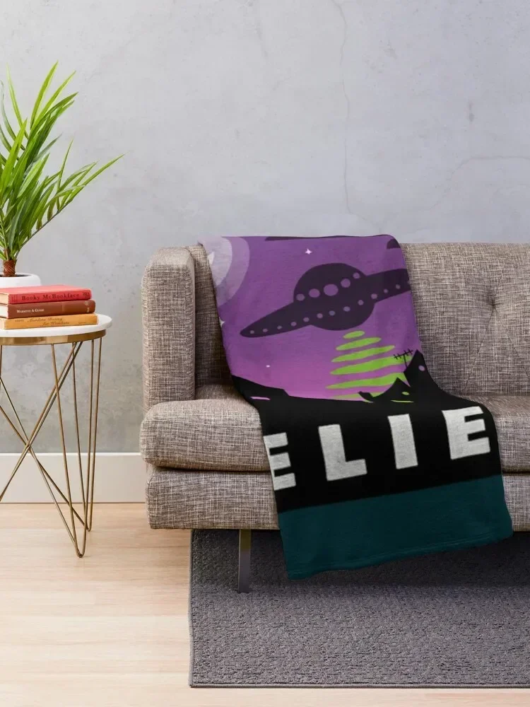 Believe in aliens village nightscape Throw Blanket Beach decorative Blankets For Baby Luxury St Blankets