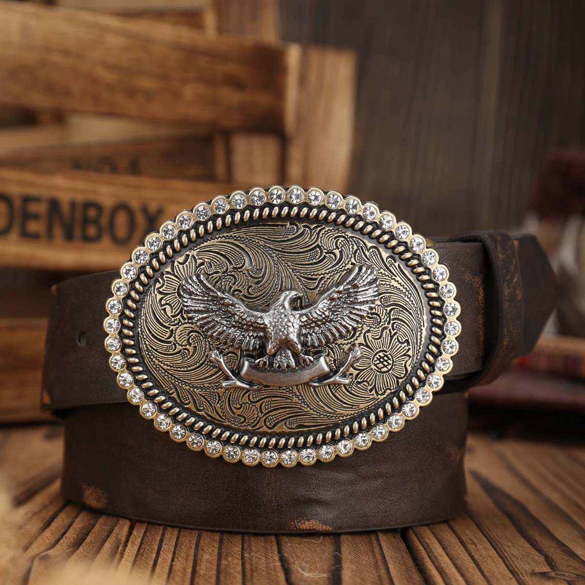 A PU Belt Suitable for Both Men and Women, Combining the Style of Western Denim and Retro, Is Perfect for Daily Casual Outings